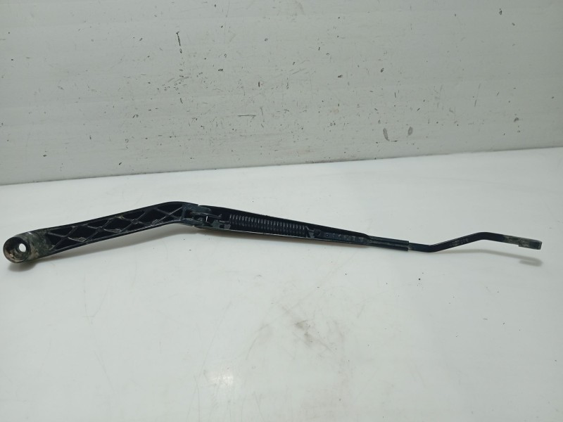 Recambio de brazo limpia delantero izquierdo para opel insignia a (g09) 2.0 cdti (68) referencia OEM IAM 1270339  