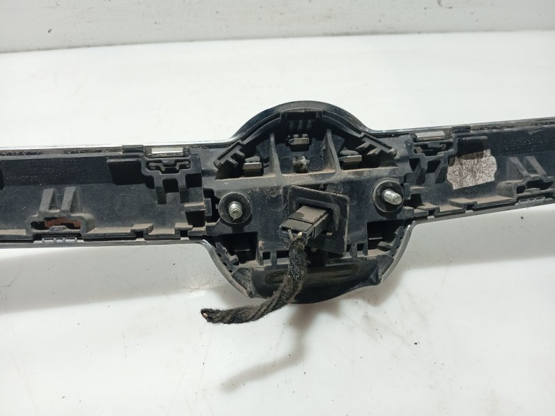 Recambio de moldura para opel insignia a (g09) 2.0 cdti (68) referencia OEM IAM 13244389 13244388 