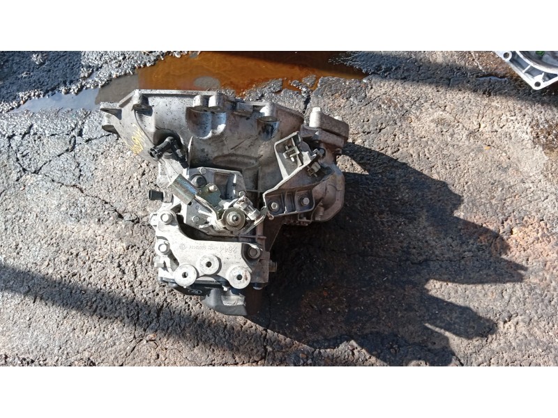Recambio de caja cambios para chevrolet aveo berlina hatchback 1.2 cat referencia OEM IAM W419  
