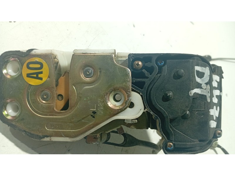 Recambio de cerradura puerta trasera derecha para honda cr-v (rd1/3) 2.0 16v cat referencia OEM IAM 72610S10J11  