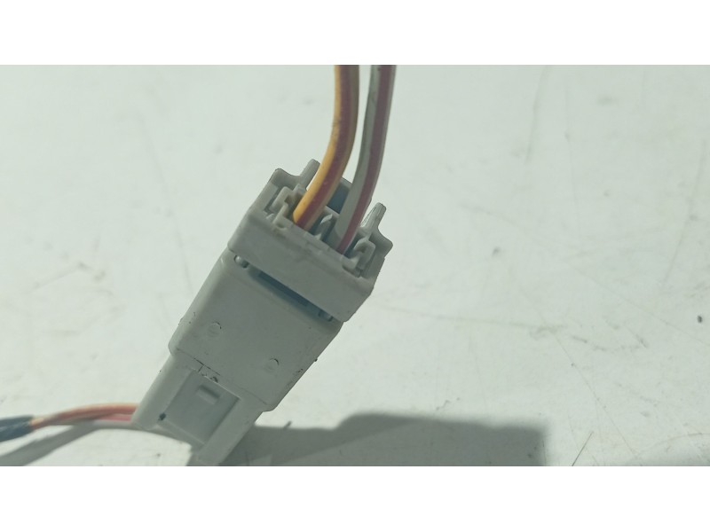 Recambio de cerradura puerta trasera derecha para honda cr-v (rd1/3) 2.0 16v cat referencia OEM IAM 72610S10J11  