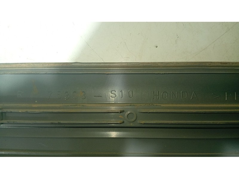 Recambio de moldura para honda cr-v (rd1/3) 2.0 16v cat referencia OEM IAM 75303S10  