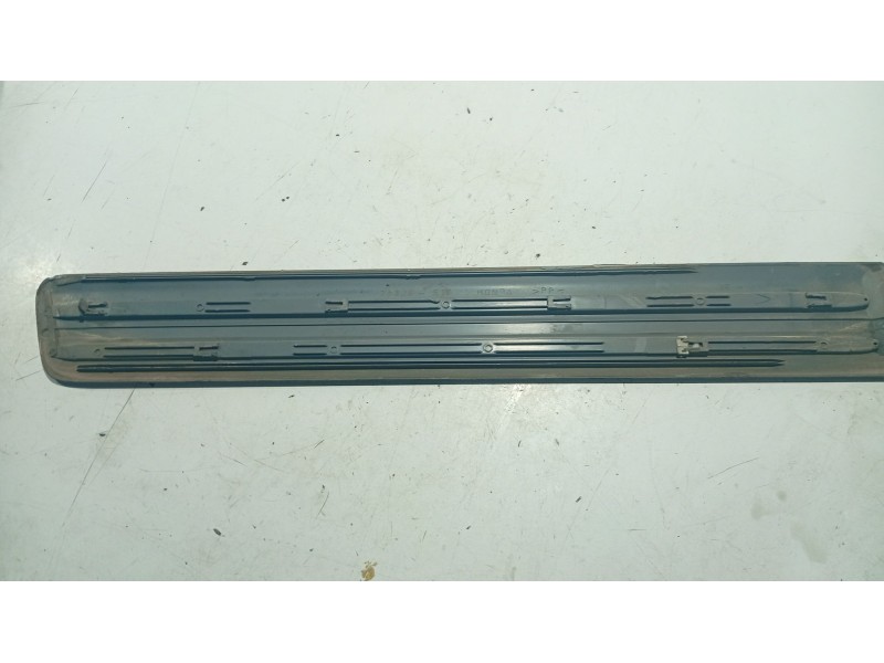 Recambio de moldura para honda cr-v (rd1/3) 2.0 16v cat referencia OEM IAM 75323S10  
