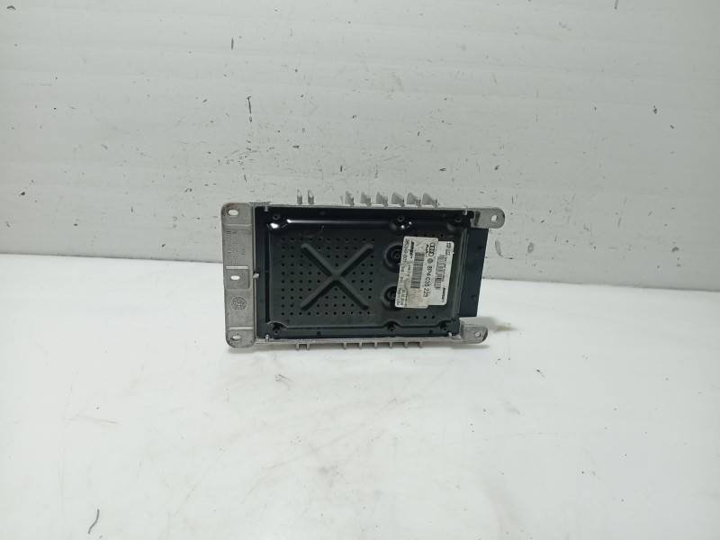 Recambio de modulo electronico para audi a3 (8p1) 2.0 tdi 16v referencia OEM IAM 8P4035223  