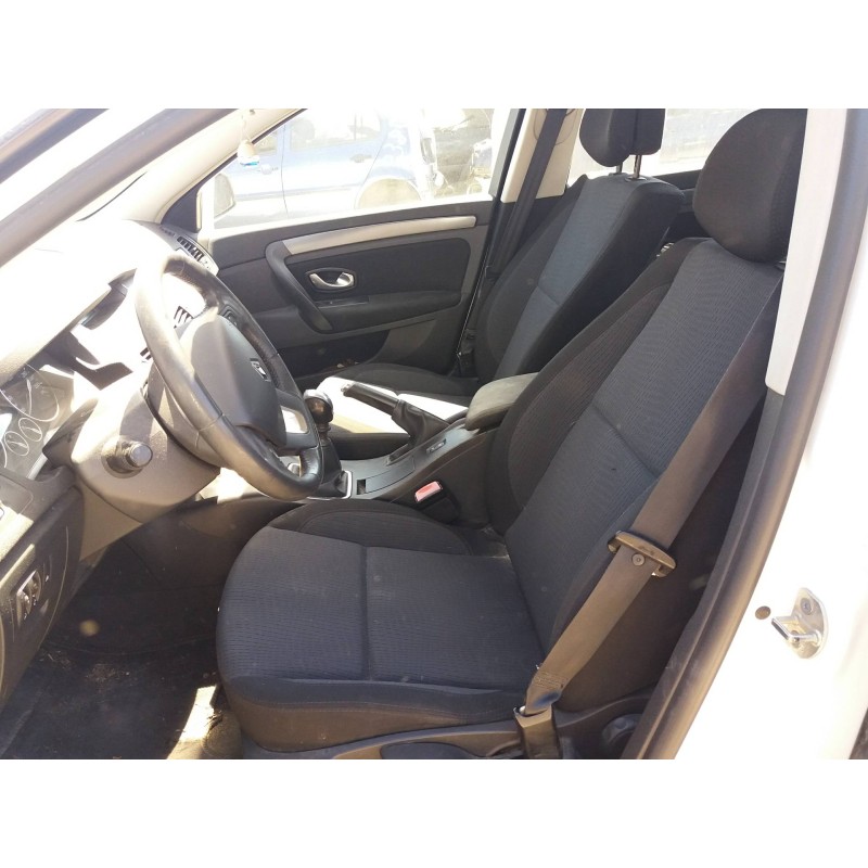 renault laguna iii 2.0 dci diesel cat   |   0.07 - ... | 2007 | 131 cv / 96 kw del año 2007