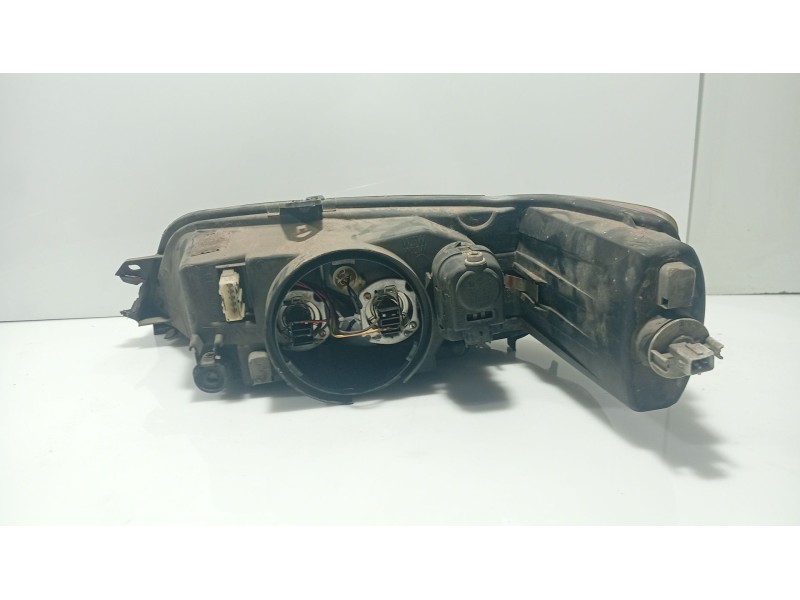 Recambio de faro derecho para peugeot 306 berlina 3/4/5 puertas (s2) referencia OEM IAM 6205Q5  