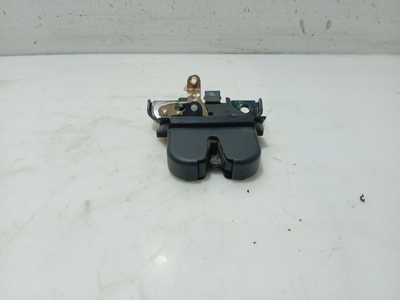 Recambio de cerradura maletero / porton para audi a3 (8l1) 1.8 referencia OEM IAM 8L0827520C 8L0827520C 