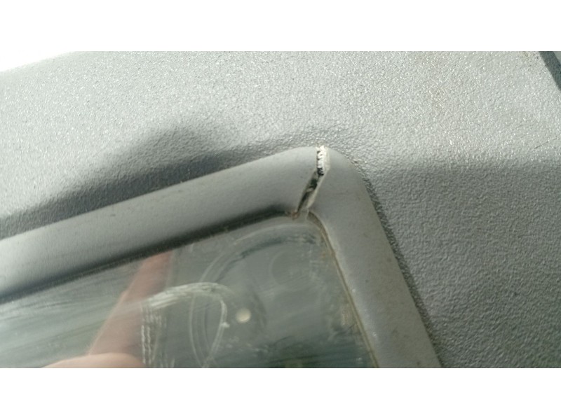 Recambio de parasol derecho para peugeot 306 berlina 3/4/5 puertas (s2) referencia OEM IAM 8143L2  