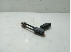 Recambio de anclaje cinturon trasero izquierdo para audi a3 (8l1) 1.8 referencia OEM IAM 8L0857740A 8L085773901C 