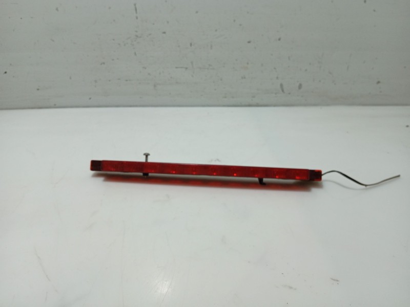 Recambio de luz central de freno para audi a3 (8l1) 1.8 referencia OEM IAM   