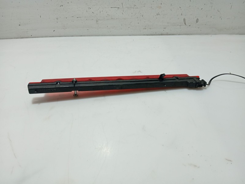 Recambio de luz central de freno para audi a3 (8l1) 1.8 referencia OEM IAM   