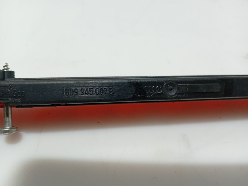 Recambio de luz central de freno para audi a3 (8l1) 1.8 referencia OEM IAM   