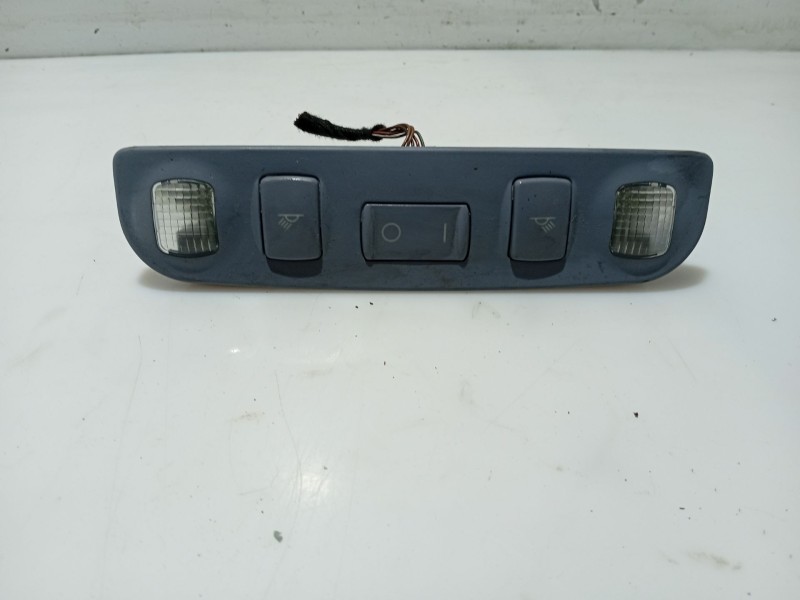 Recambio de luz interior para audi a3 (8l1) 1.8 referencia OEM IAM 8L0947111D 8L4947111 