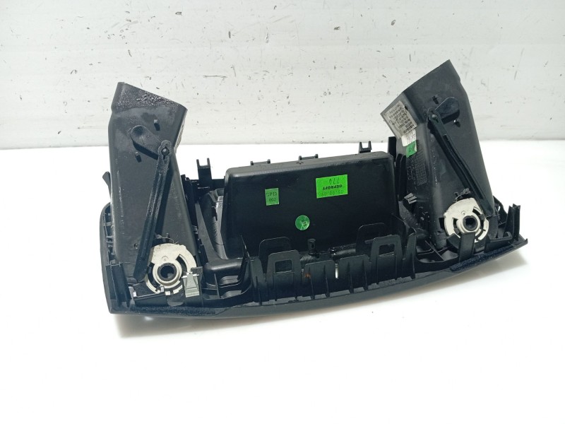 Recambio de moldura para opel insignia berlina referencia OEM IAM 0 13274792 