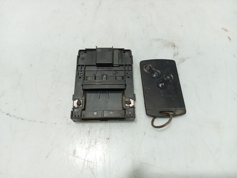 Recambio de modulo electronico para renault laguna iii 2.0 dci diesel cat referencia OEM IAM 285900001RF  