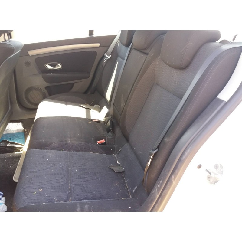 renault laguna iii 2.0 dci diesel cat   |   0.07 - ... | 2007 | 131 cv / 96 kw del año 2007