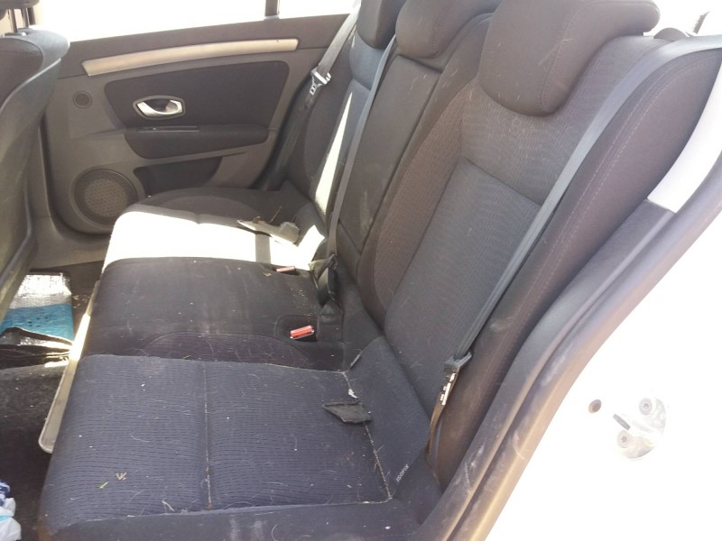 renault laguna iii 2.0 dci diesel cat   |   0.07 - ... | 2007 | 131 cv / 96 kw del año 2007