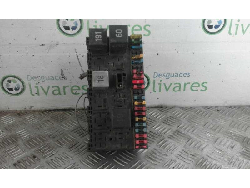 Recambio de caja reles / fusibles para volkswagen golf iii berlina (1h1) cl   |   11.91 - 12.96 | 1991 | 101 cv / 74 kw referenc