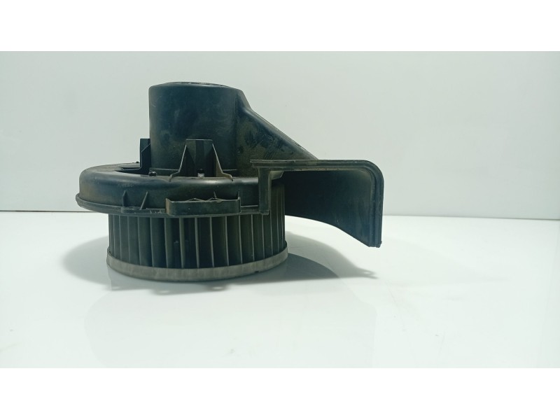 Recambio de ventilador calefaccion para skoda fabia i (6y2) 1.9 sdi referencia OEM IAM 6Q182001S  