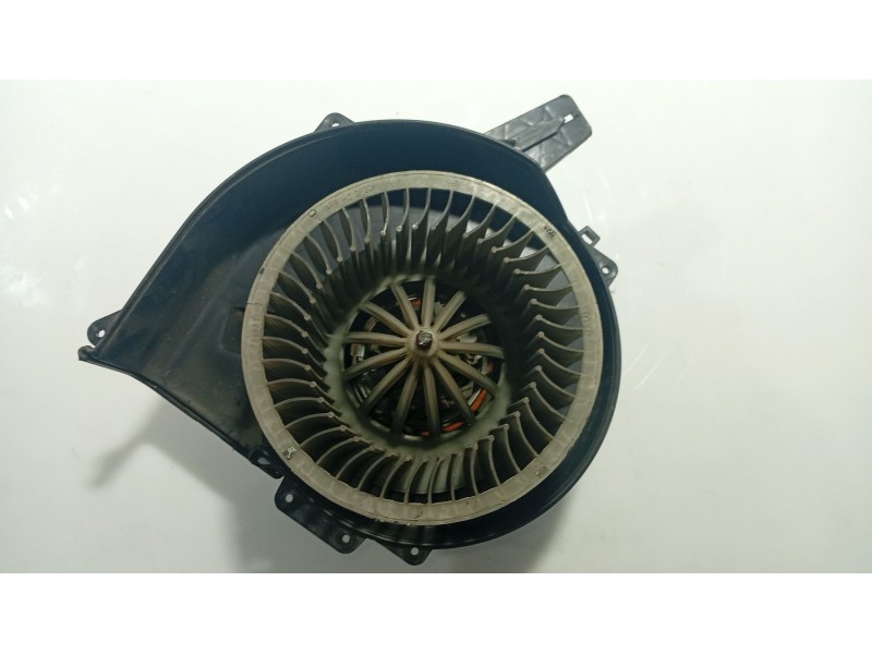 Recambio de ventilador calefaccion para skoda fabia i (6y2) 1.9 sdi referencia OEM IAM 6Q182001S  