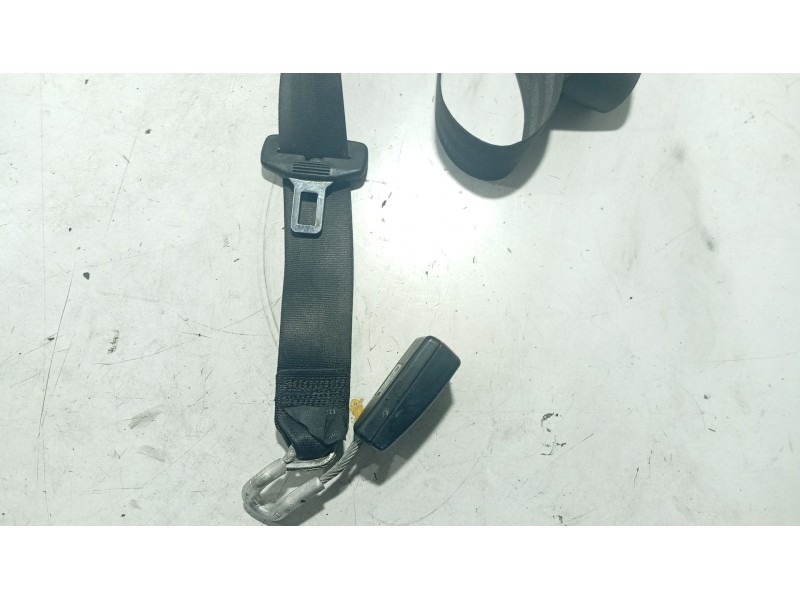 Recambio de cinturon seguridad trasero central para audi a3 (8p1) 1.9 tdi referencia OEM IAM 33030033C  