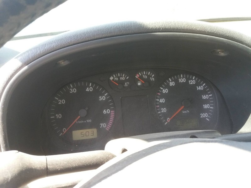 seat arosa (6h1) 1.0   |   0.00 - ... | 2000 | 50 cv / 37 kw del año 2000