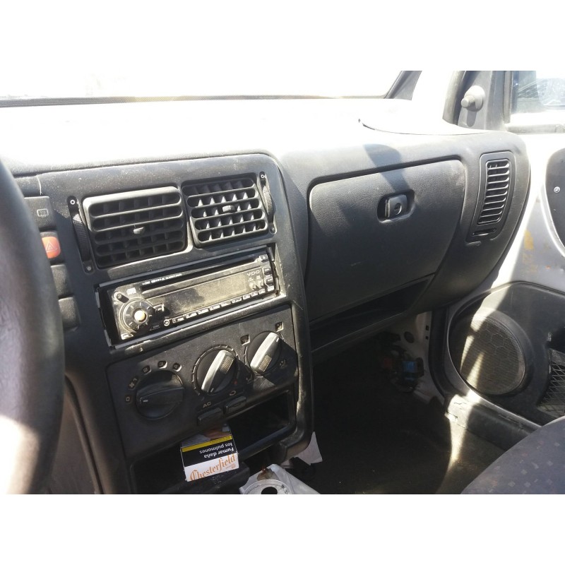 seat arosa (6h1) 1.0   |   0.00 - ... | 2000 | 50 cv / 37 kw del año 2000