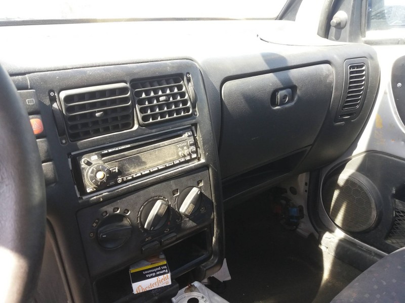 seat arosa (6h1) 1.0   |   0.00 - ... | 2000 | 50 cv / 37 kw del año 2000