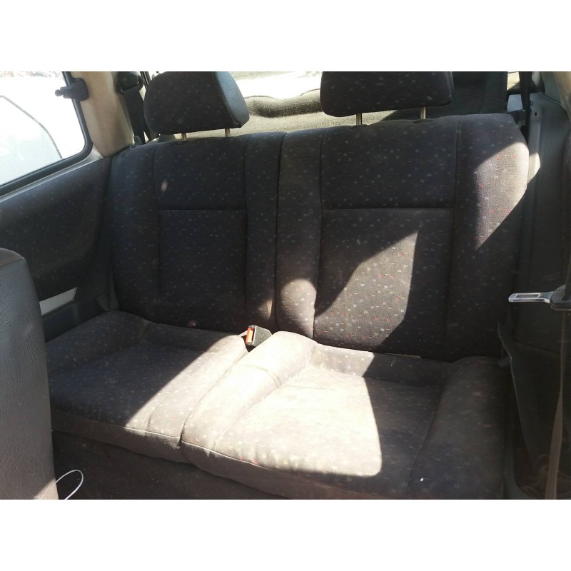 seat arosa (6h1) 1.0   |   0.00 - ... | 2000 | 50 cv / 37 kw del año 2000