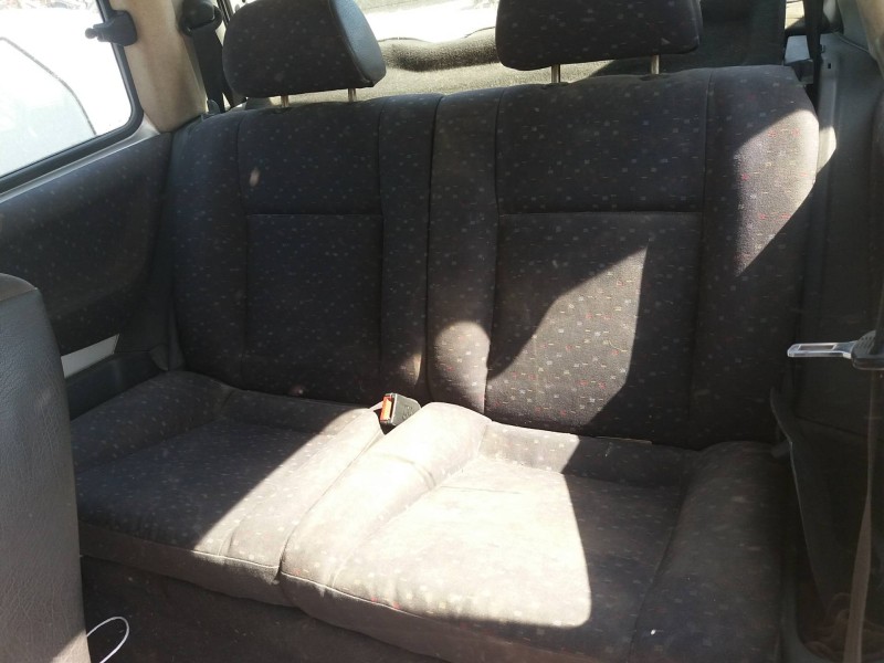 seat arosa (6h1) 1.0   |   0.00 - ... | 2000 | 50 cv / 37 kw del año 2000