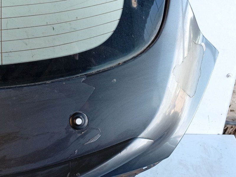 Recambio de porton trasero para opel insignia berlina referencia OEM IAM 13310763  