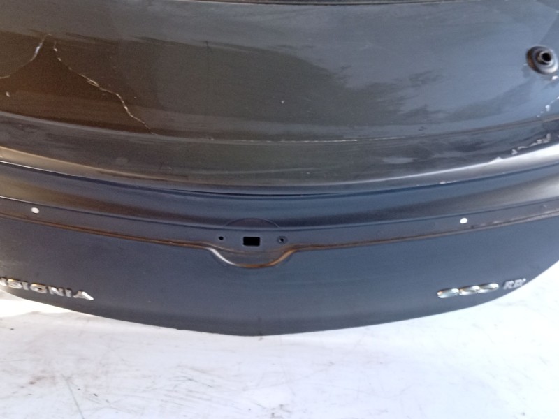 Recambio de porton trasero para opel insignia berlina referencia OEM IAM 13310763  