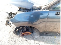 Recambio de aleta delantera izquierda para renault grand scénic iii (jz0/1_) 1.5 dci referencia OEM IAM 631017581R  