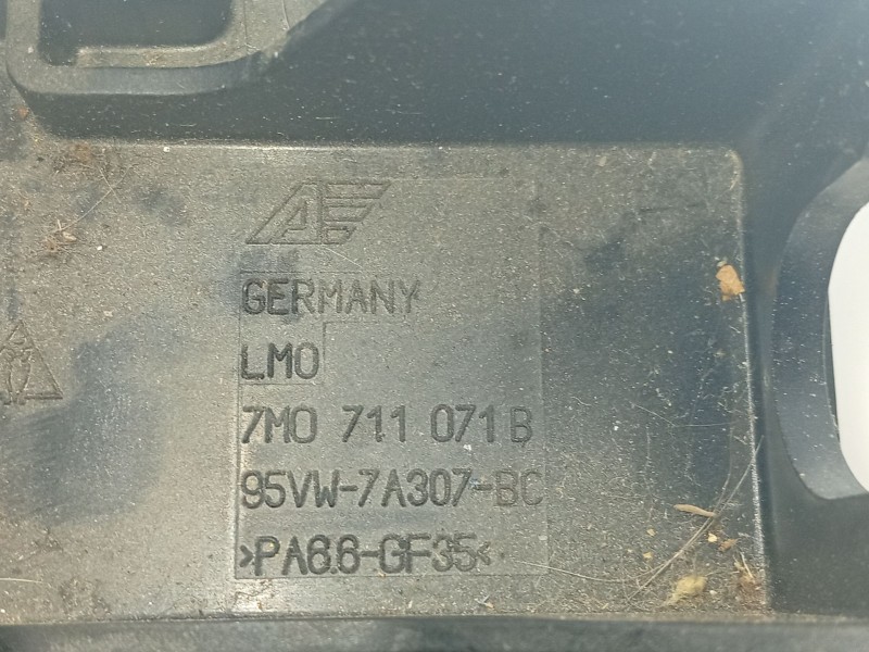 Recambio de palanca cambio para seat alhambra (7v8, 7v9) 2.0 i referencia OEM IAM 7M0711117  