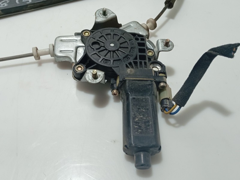 Recambio de elevalunas delantero izquierdo para hyundai accent ii (lc) 1.3 referencia OEM IAM 8240125000  