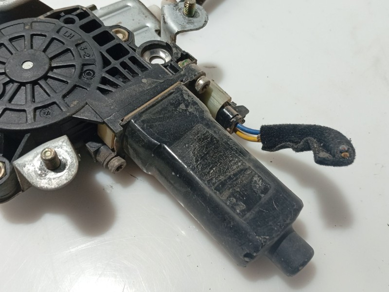 Recambio de elevalunas trasero izquierdo para hyundai accent ii (lc) 1.3 referencia OEM IAM 8340125000  