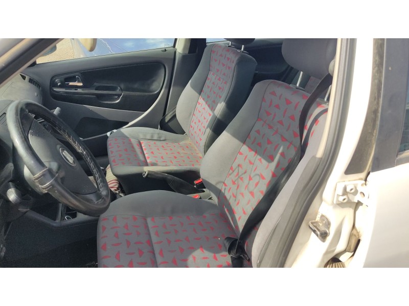 seat cordoba vario (6k5) del año 2000