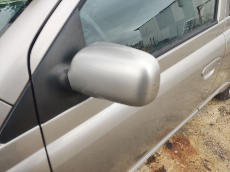 toyota yaris (_p1_) del año 2004