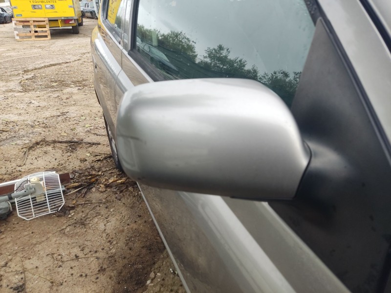 toyota yaris (_p1_) del año 2004