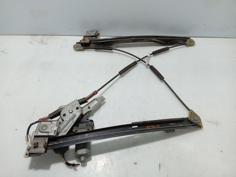 Recambio de elevalunas delantero derecho para ford mondeo iii (b5y) 2.0 tdci referencia OEM IAM 1417697  