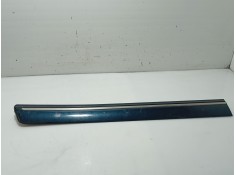 Recambio de moldura para mercedes-benz clase e (w210) berlina diesel 3.2 cdi cat referencia OEM IAM A2106900682  