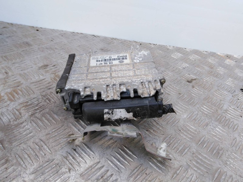 Recambio de centralita motor uce para volkswagen polo berlina (6n1) básico   |   09.96 - 12.98 | 1996 - 1998 | 50 cv / 37 kw ref