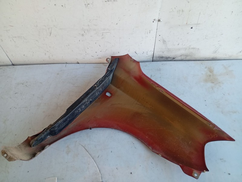 Recambio de aleta delantera izquierda para chevrolet aveo / kalos sedán (t250, t255) 1.4 referencia OEM IAM 95198265  