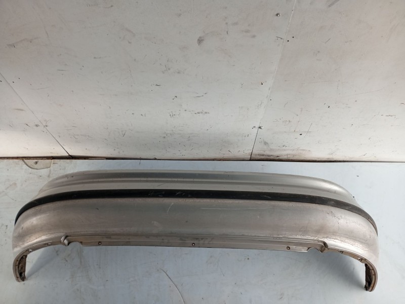 Recambio de paragolpes trasero para daewoo lanos (klat) 1.3 referencia OEM IAM 96215632  