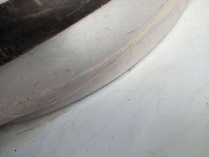 Recambio de paragolpes trasero para daewoo lanos (klat) 1.3 referencia OEM IAM 96215632  