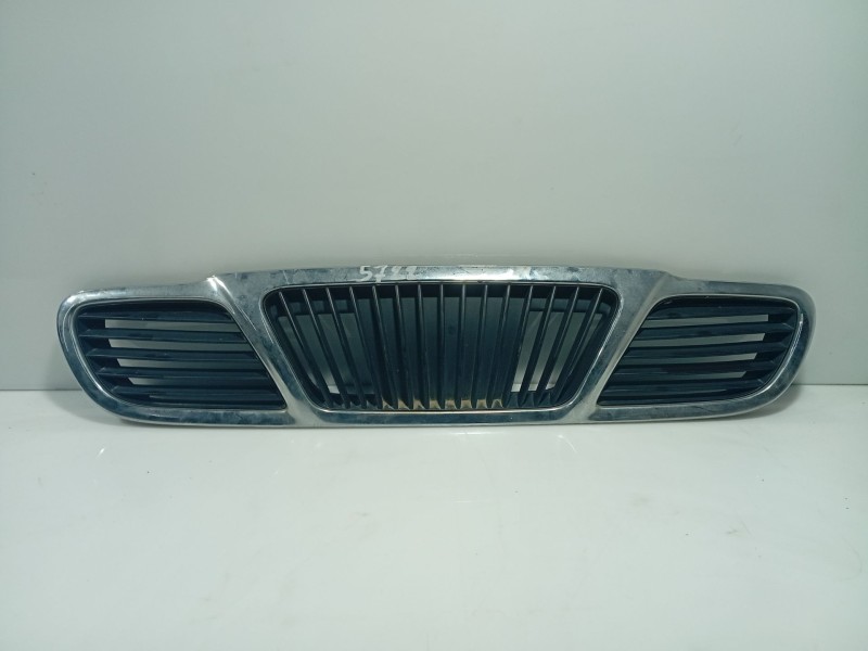 Recambio de moldura para daewoo lanos (klat) 1.3 referencia OEM IAM 96215294  