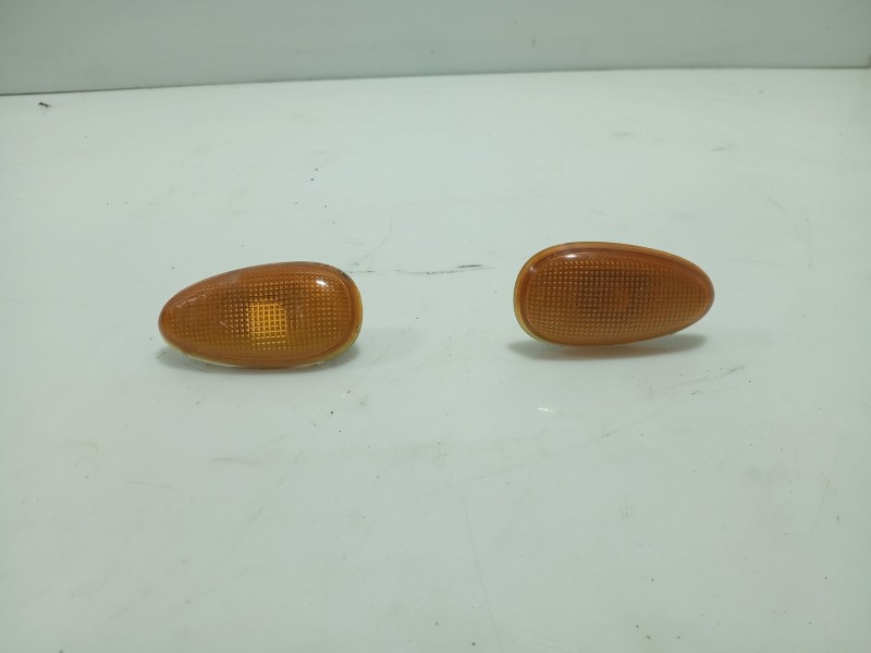 Recambio de piloto lateral izquierdo para daewoo lanos (klat) 1.3 referencia OEM IAM 96303241  