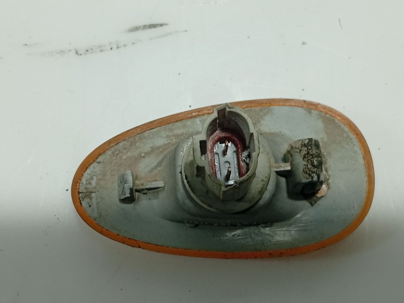 Recambio de piloto lateral izquierdo para daewoo lanos (klat) 1.3 referencia OEM IAM 96303241  