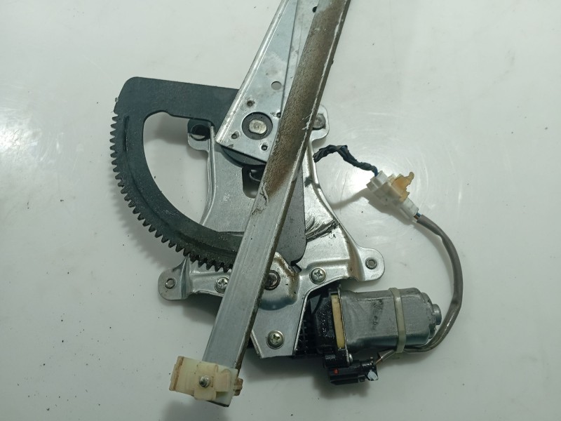 Recambio de elevalunas delantero derecho para daewoo lanos (klat) 1.3 referencia OEM IAM 96233471  