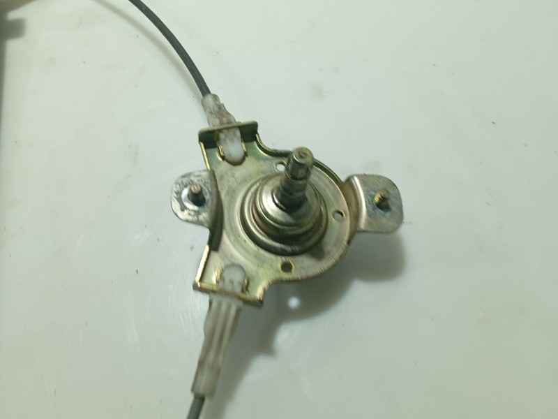 Recambio de elevalunas trasero izquierdo para daewoo lanos (klat) 1.3 referencia OEM IAM 2026224  